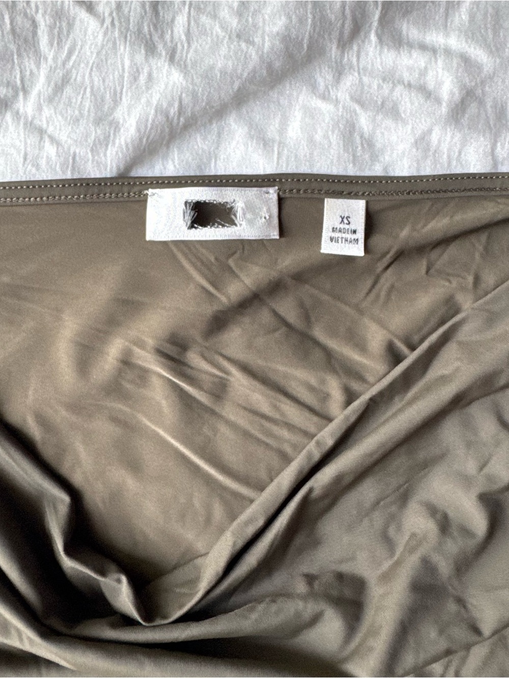 BRAND NEW Wilfred / Aritzia Parfait Longsleeve - Picture 6 of 7